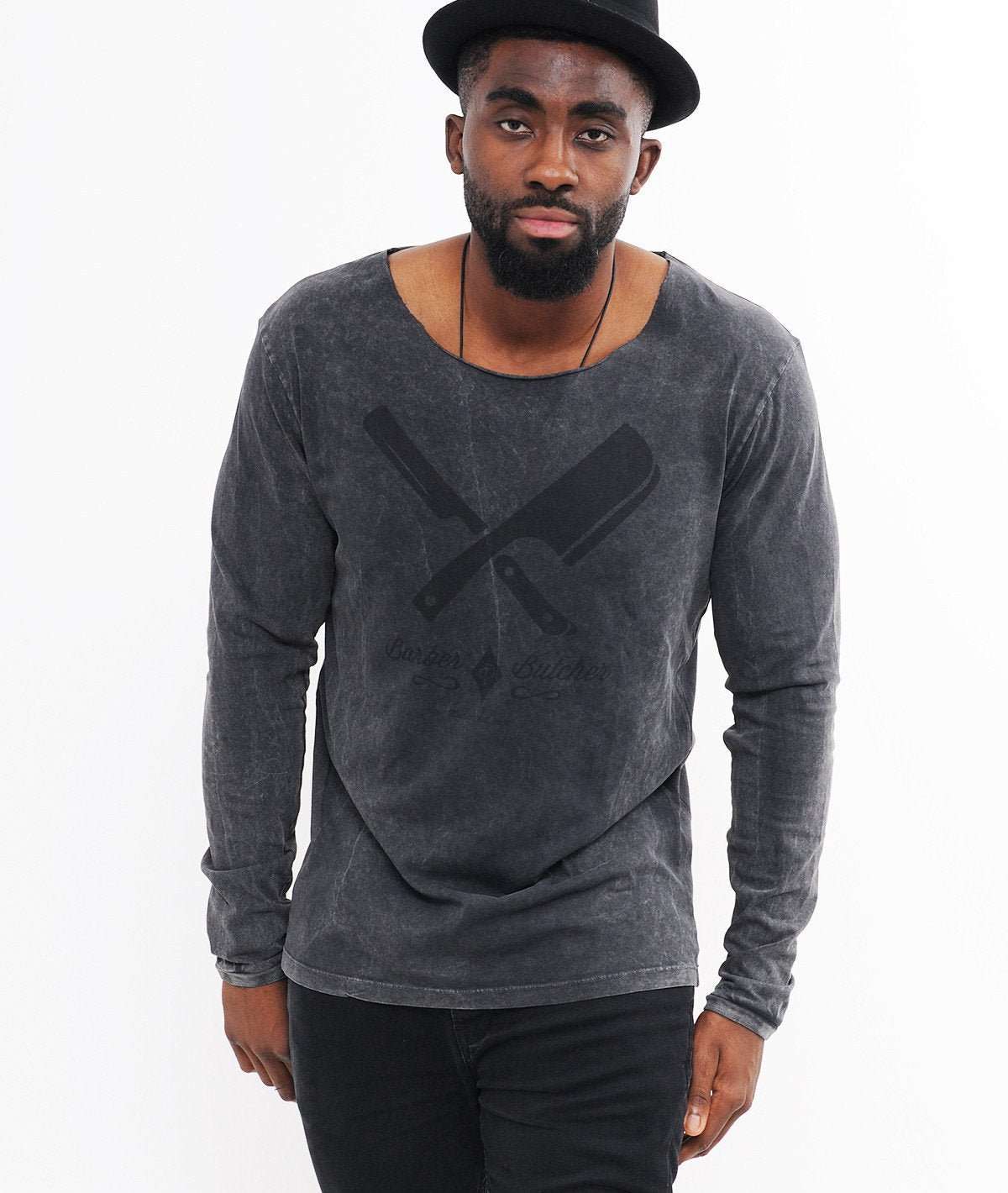 BARBER & BUTCHER cutted grand neck longsleeve by Distorted People