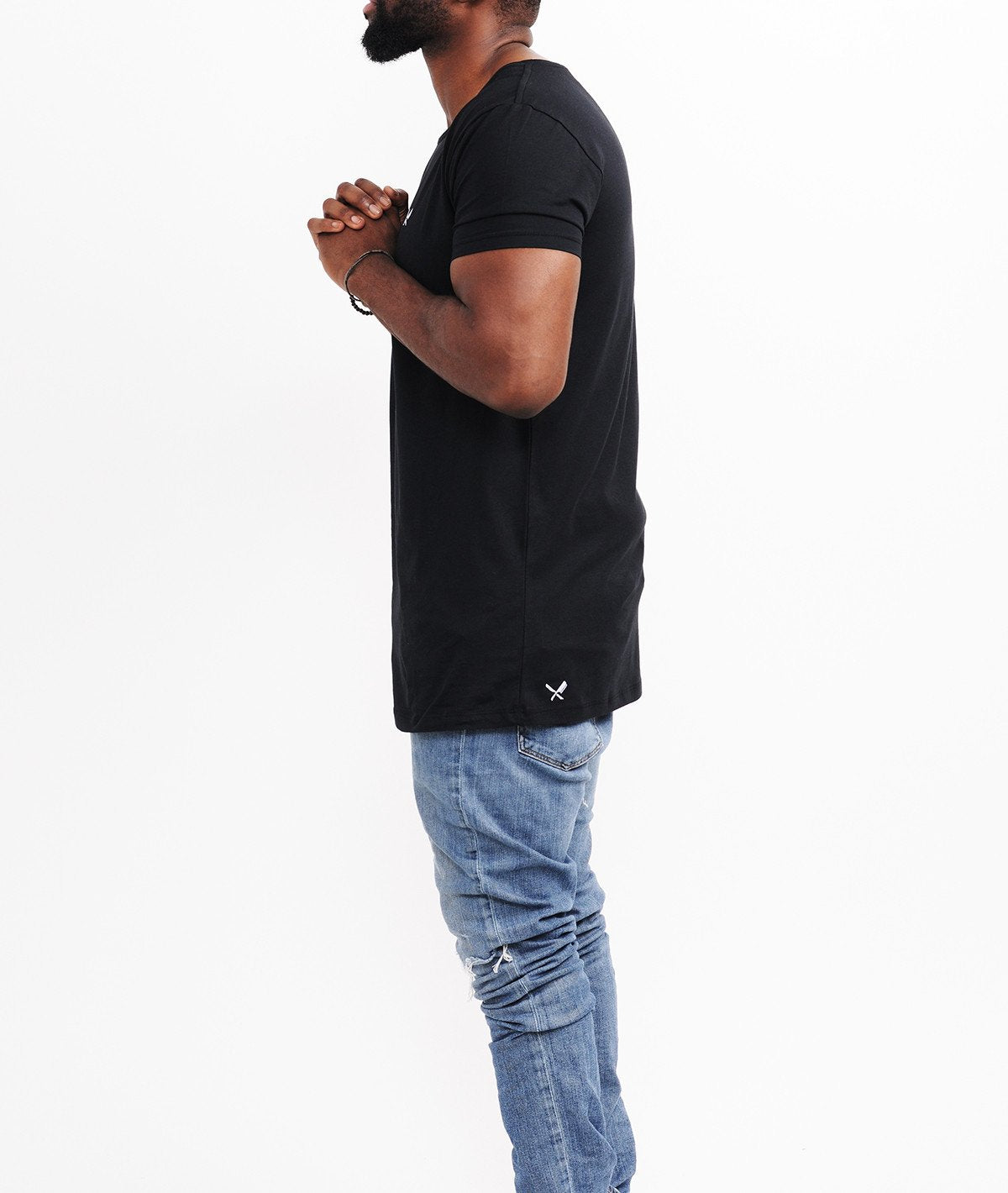 BLADES grand neck T-Shirt by Distorted People