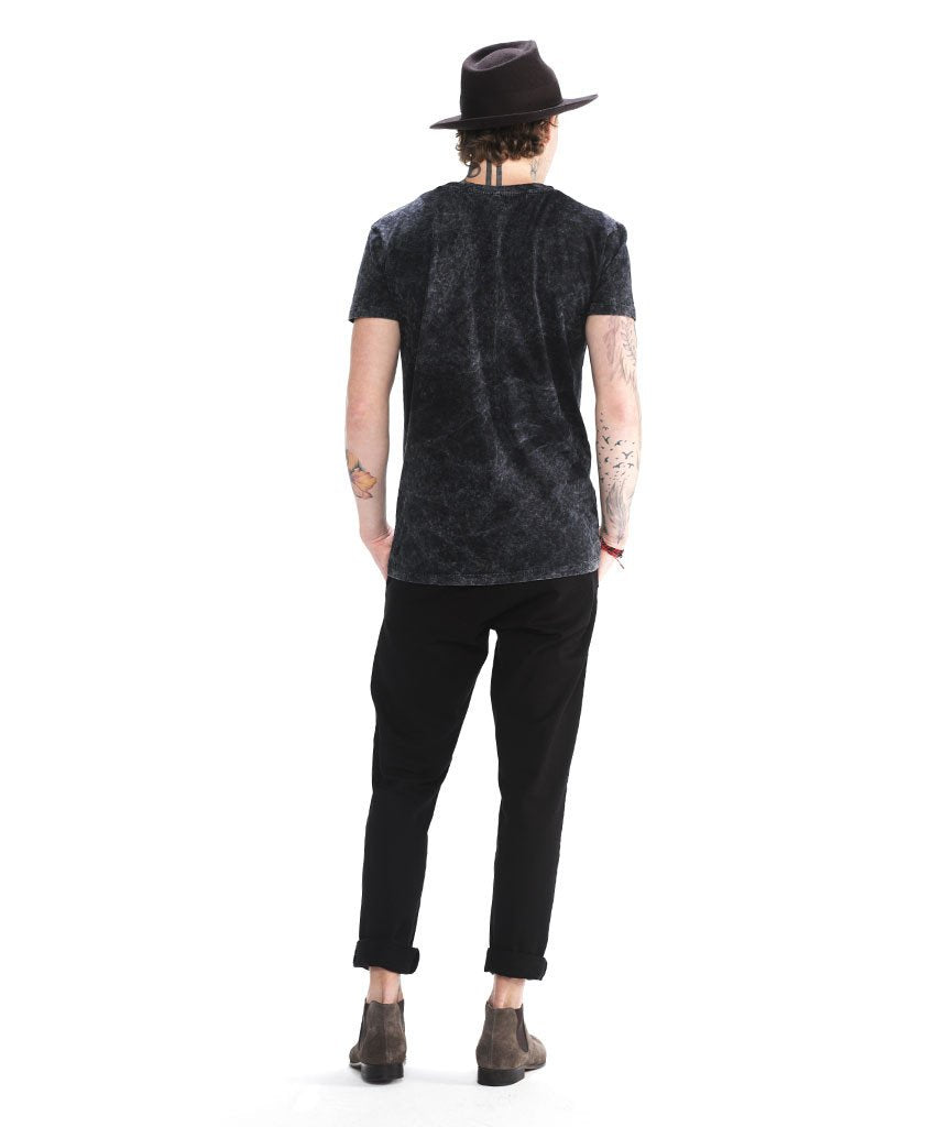 CREW NECK t-shirt by Distorted People