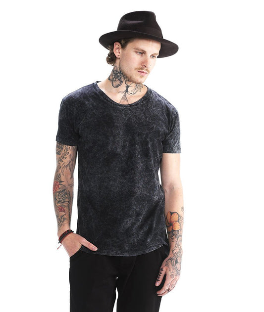 CREW NECK t-shirt by Distorted People