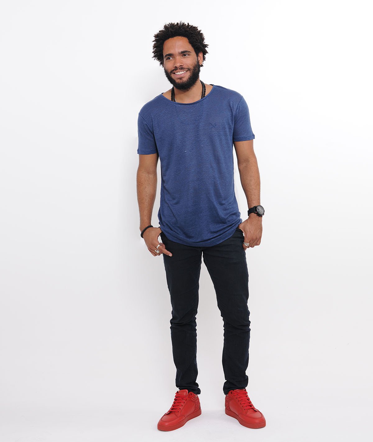 BLADES LEINEN grand neck T-Shirt by Distorted People
