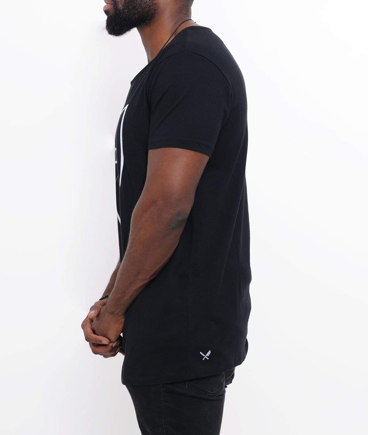 BUCKLER grand neck T-Shirt by Distorted People
