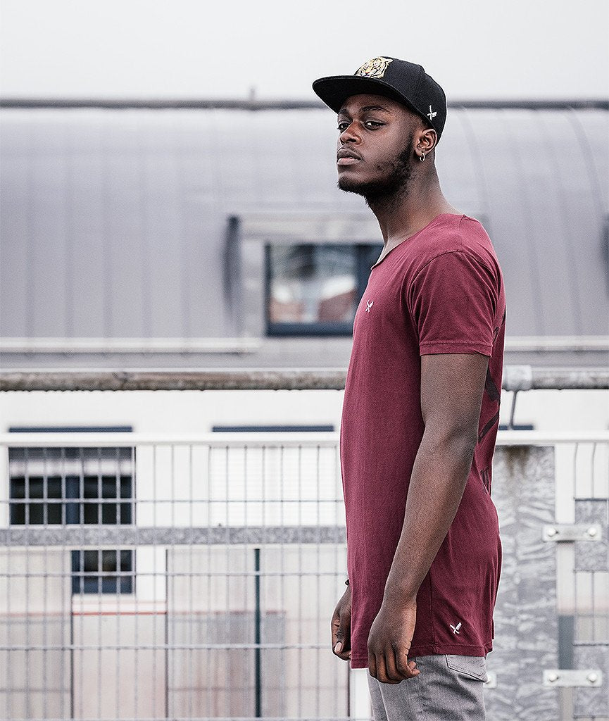 CUTTED NECK TEAM long t-shirt by Distorted People