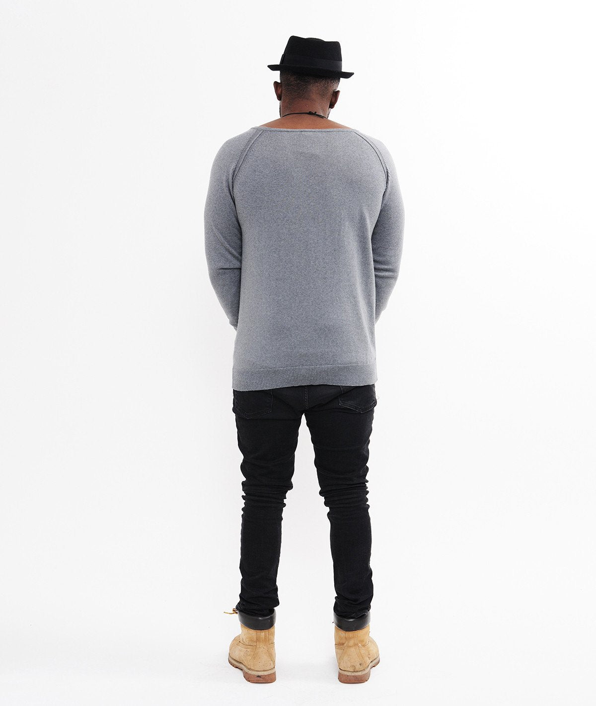 PEPE grand neck pullover by Distorted People