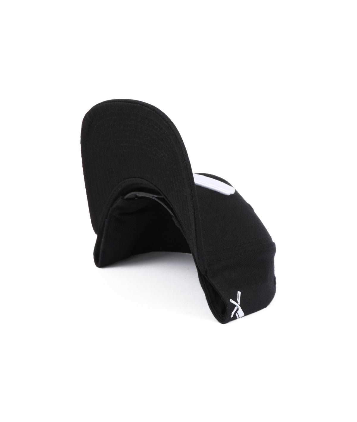 Barber & Butcher snapback cap by Distorted People