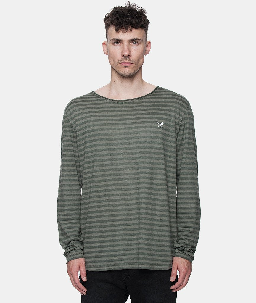 GRAND NECK longsleeve by Distorted People