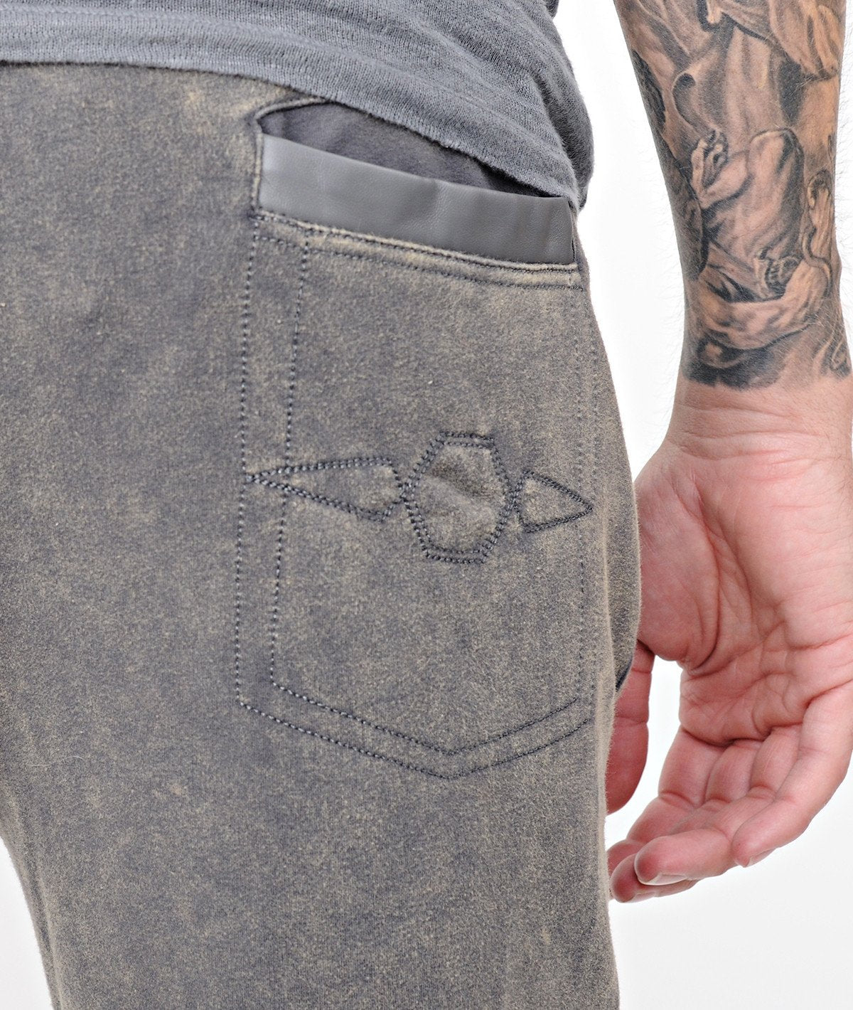 JAHEIM Sweatpant by Distorted People