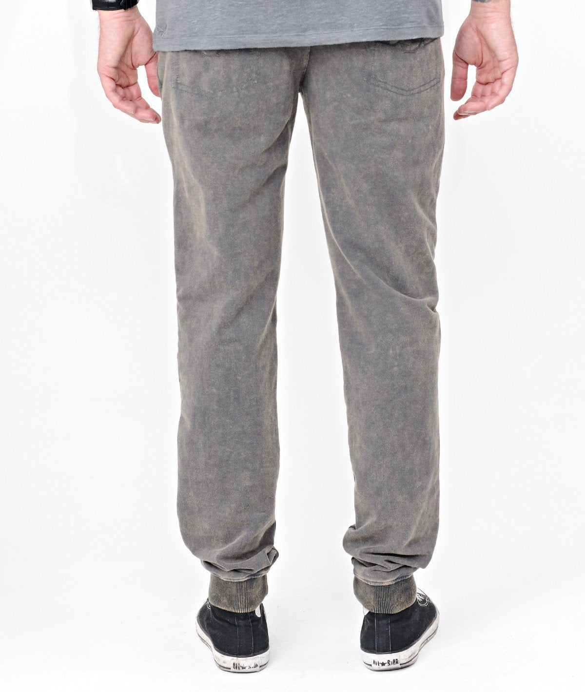 JAHEIM Sweatpant by Distorted People