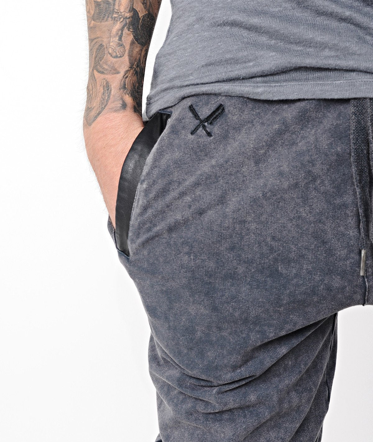 JAHEIM Sweatpant by Distorted People