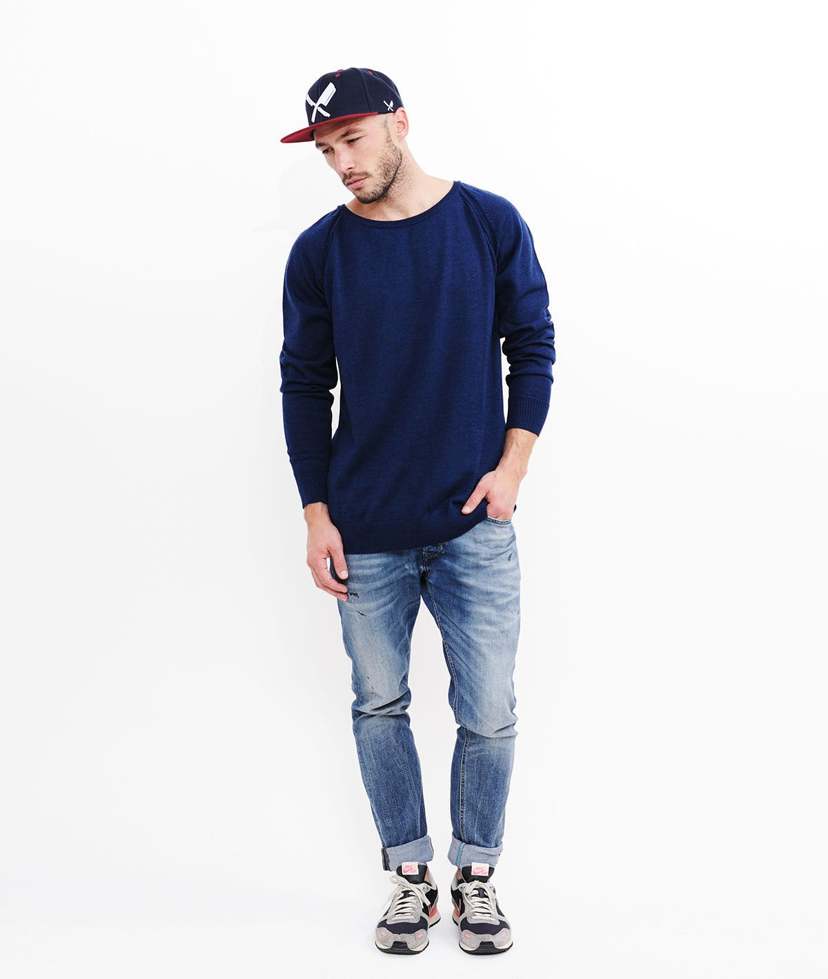 PEPE grand neck pullover by Distorted People