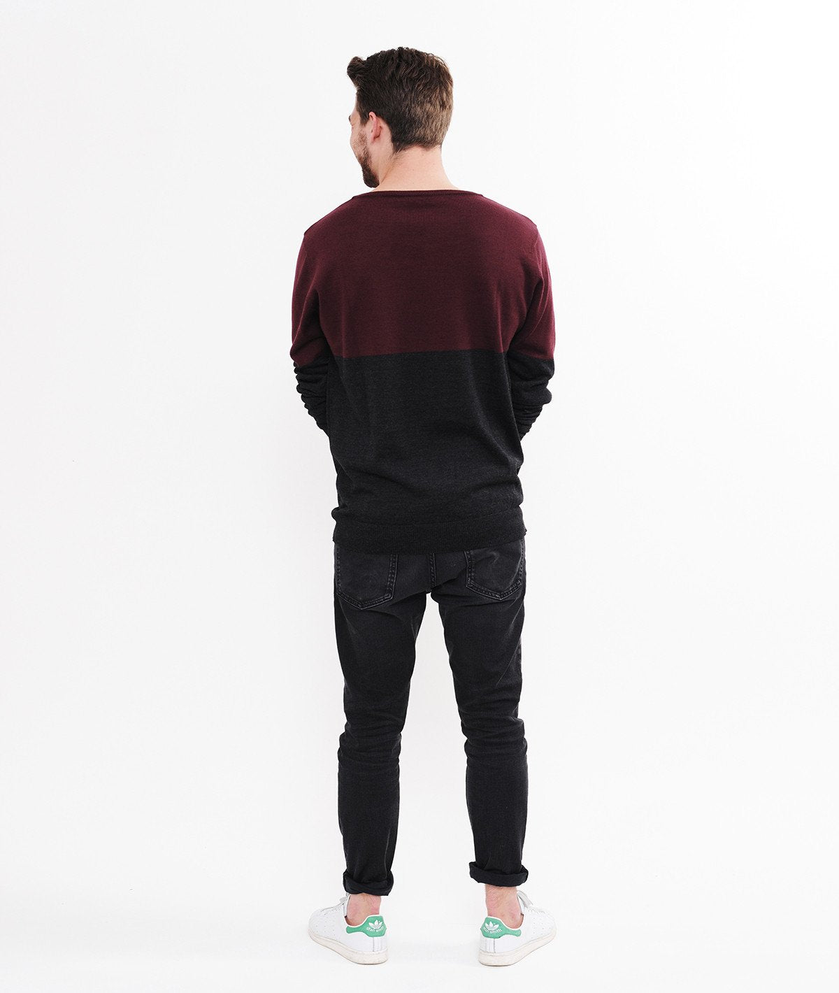 PETE grand neck pullover by Distorted People