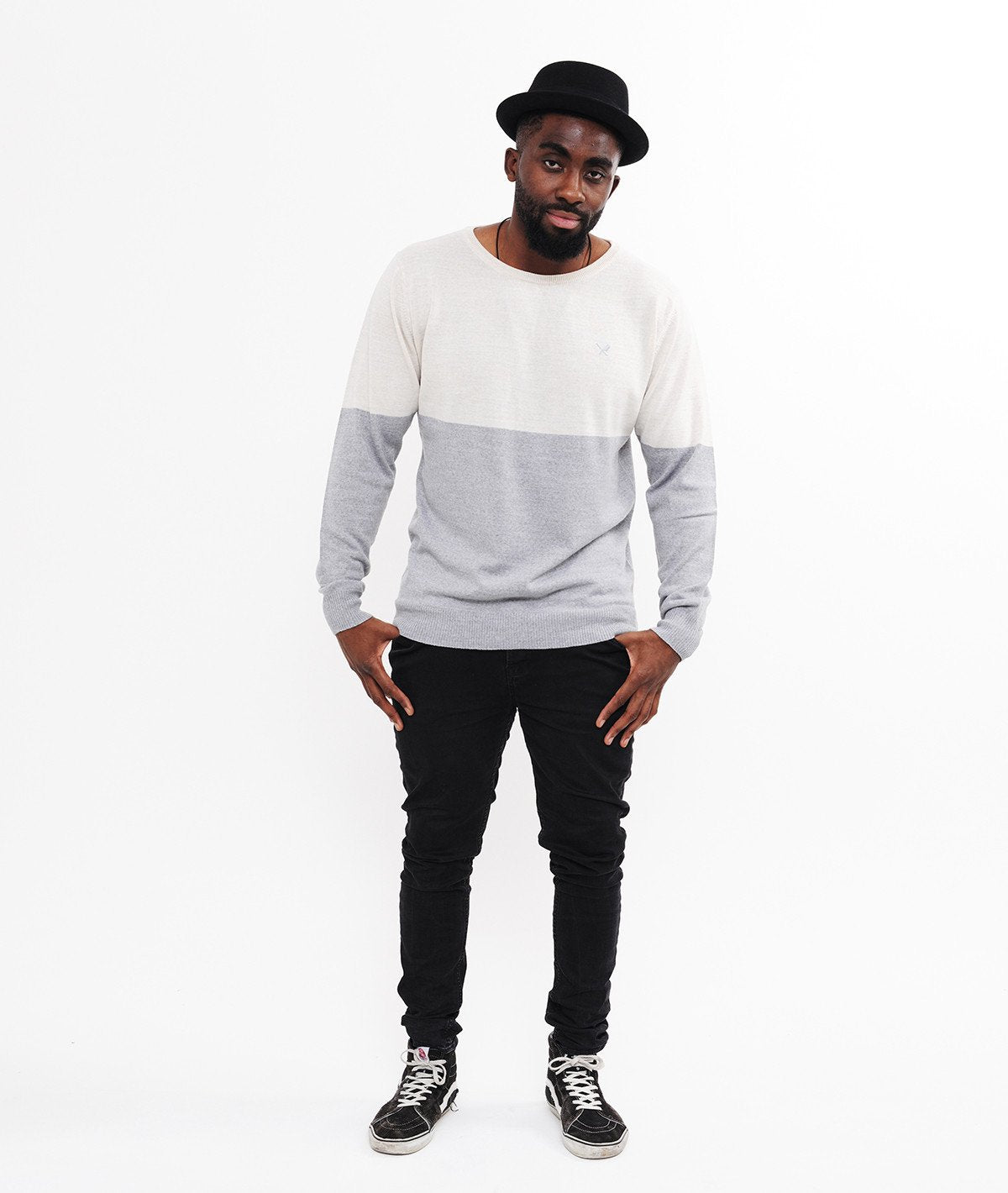 PETE grand neck pullover by Distorted People