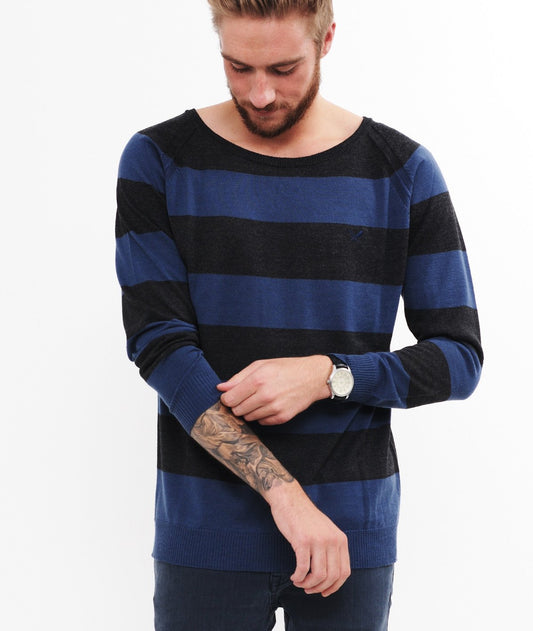 PAUL grand neck pullover by Distorted People