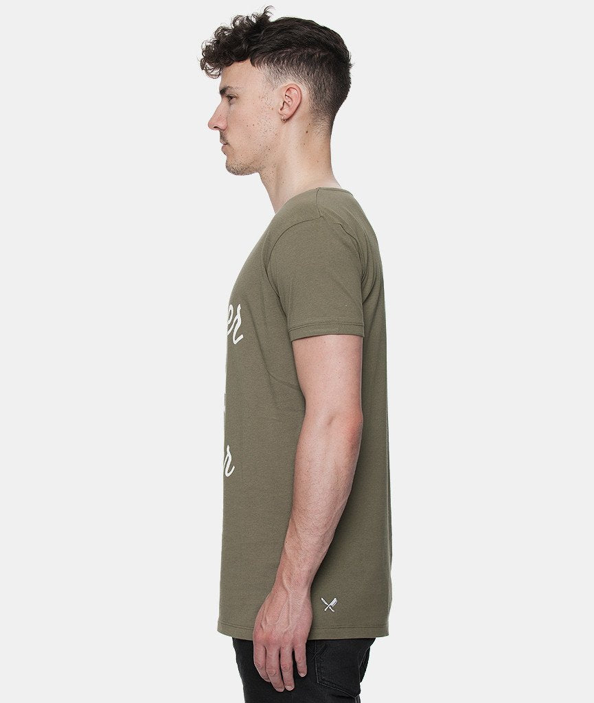 BB BLADES CUTTED NECK t-shirt by Distorted People