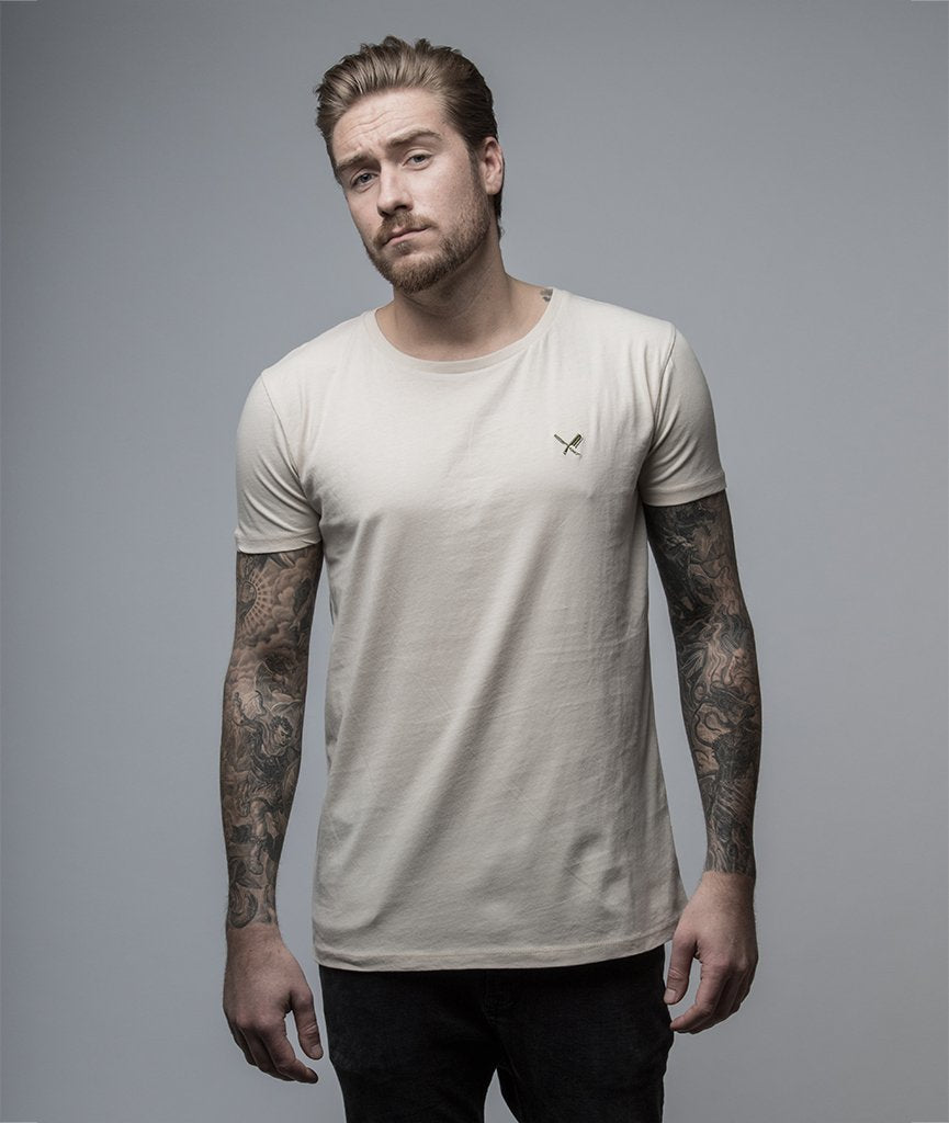 Grand Crew Neck Camo Team t-shirt by Distorted People