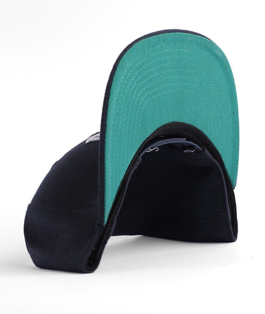 INTERSECT snapback cap by Distorted People