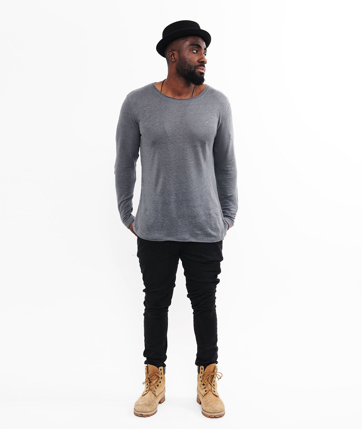 LEINEN CUTTED NECK longsleeve by Distorted People