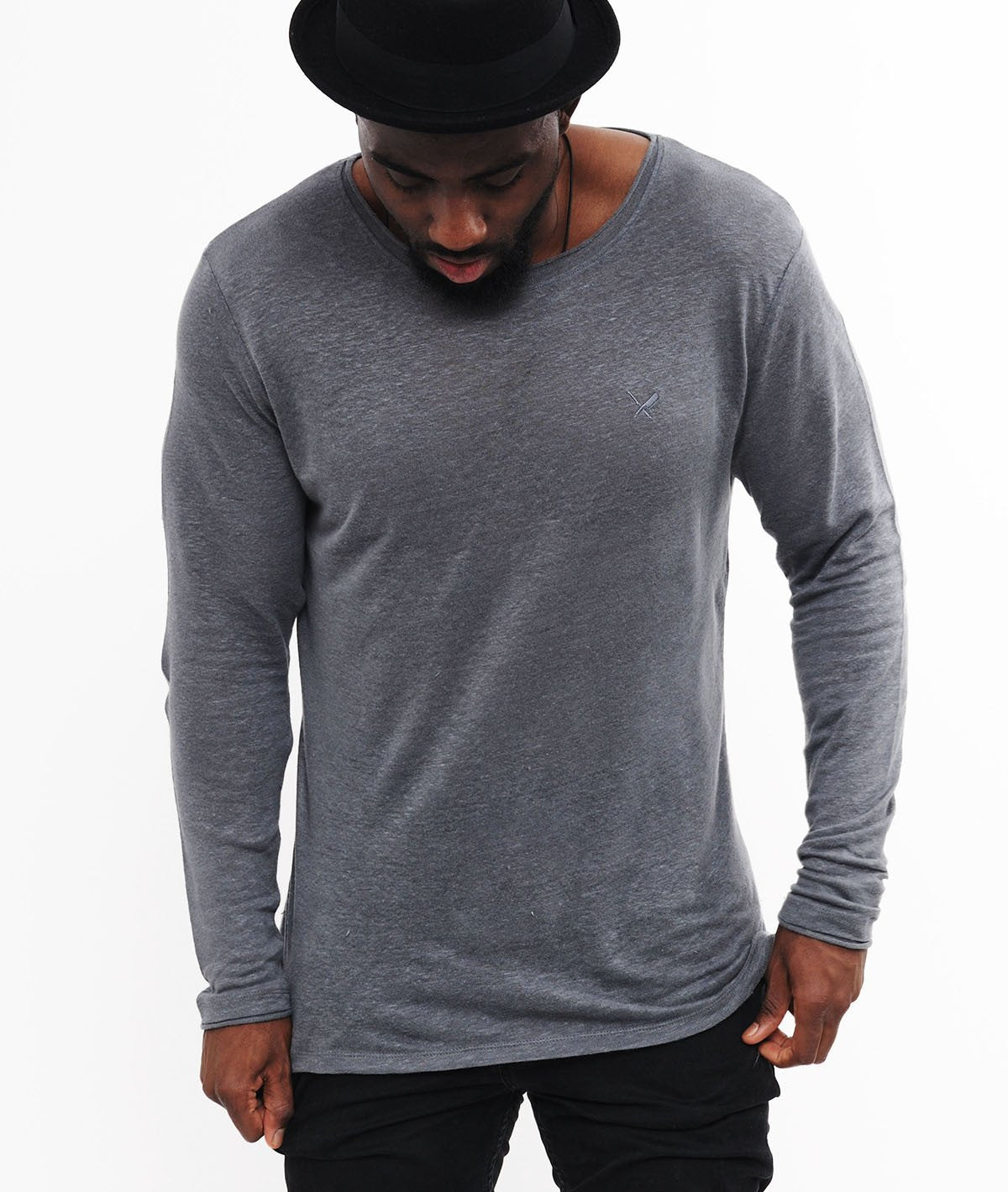 LEINEN CUTTED NECK longsleeve by Distorted People