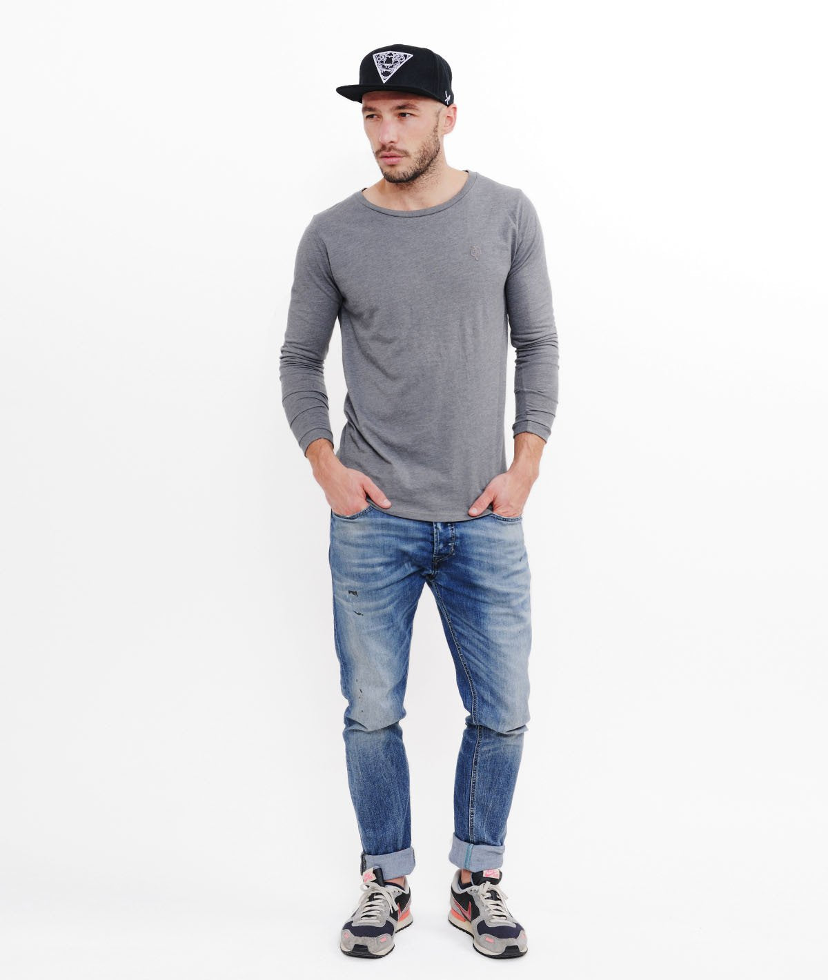 LUKE grand neck Longsleeve by Distorted People