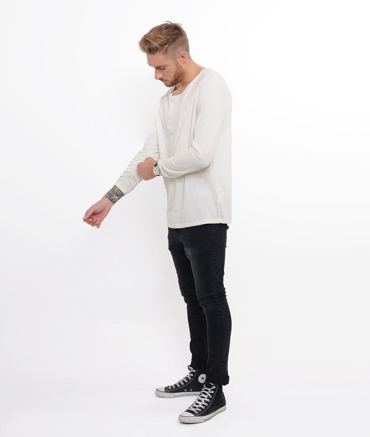 LUKE grand neck Longsleeve by Distorted People
