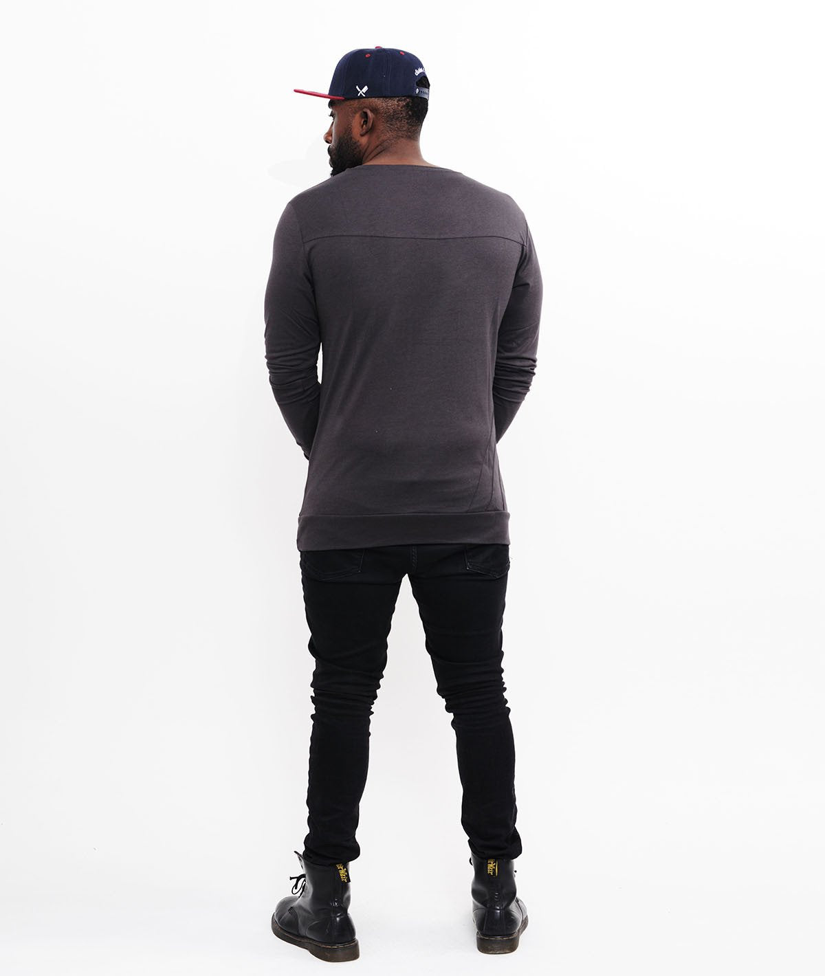 LUCIO y-neck Longsleeve by Distorted People