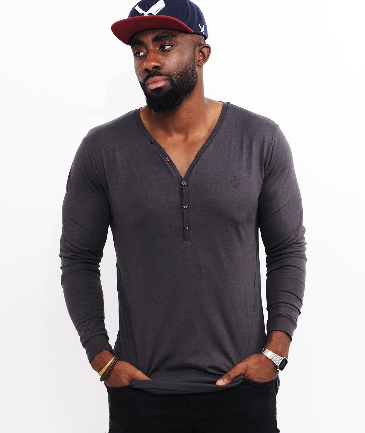 LUCIO y-neck Longsleeve by Distorted People