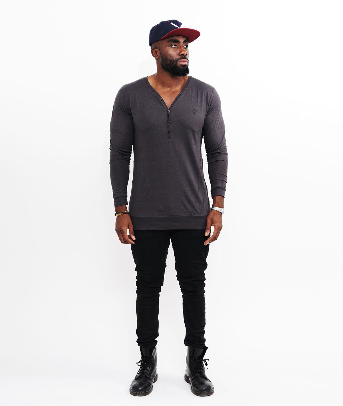 LUCIO y-neck Longsleeve by Distorted People