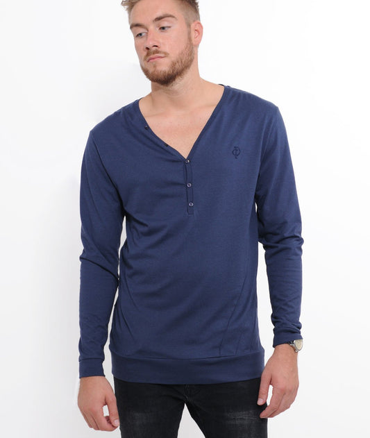 LUCIO y-neck Longsleeve by Distorted People