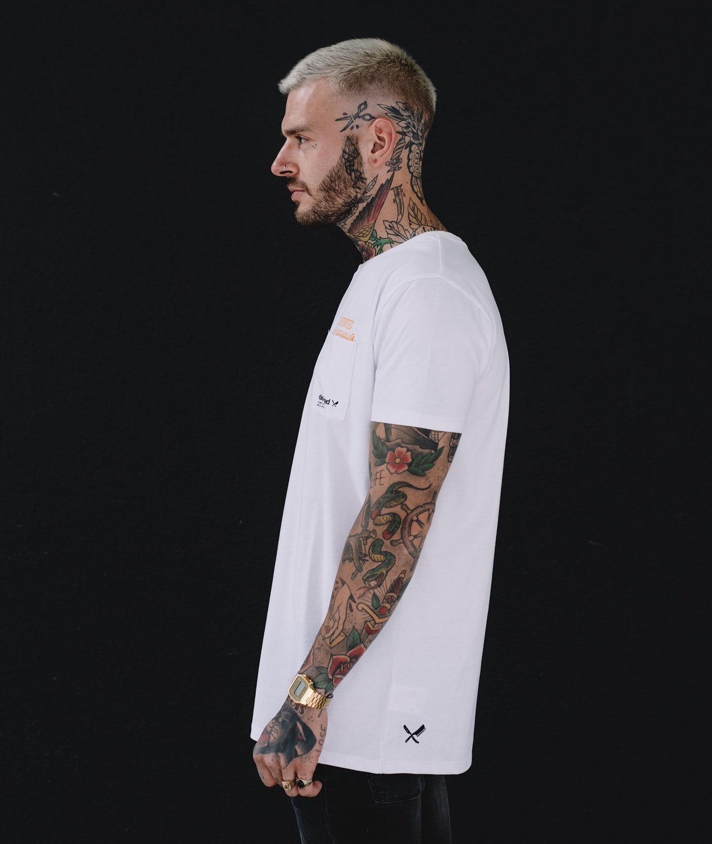 Font Blades Grand Crew Neck Pocket