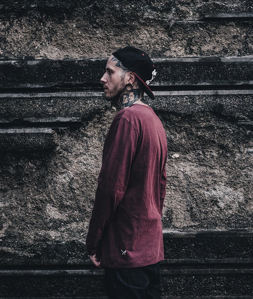 Grand Crew Neck longsleeve by Distorted People