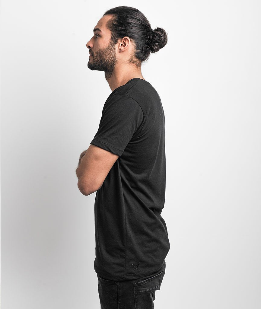 GRAND NECK t-shirt by Distorted People