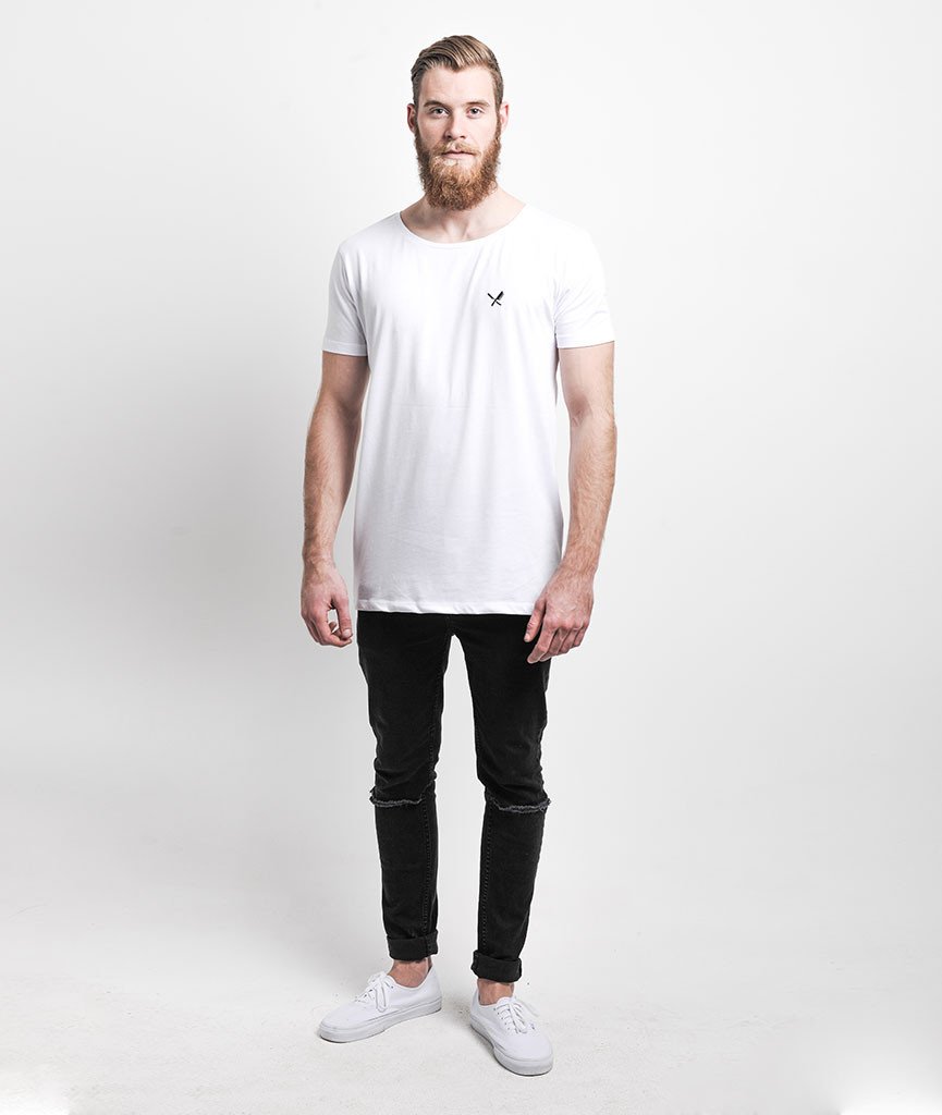 TARO grand neck T-Shirt by Distorted People