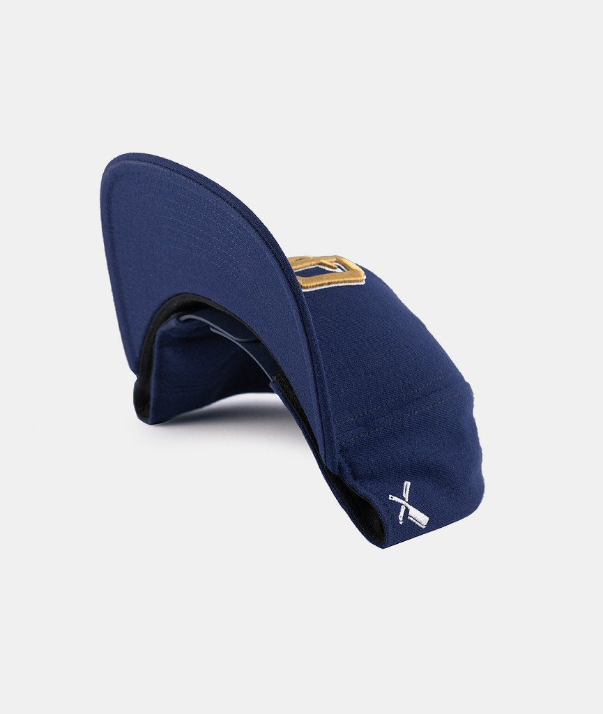 Vintage Logo snapback cap by Distorted People